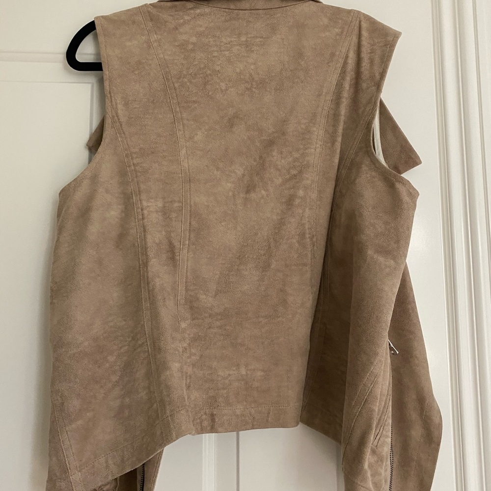 SW3 Bespoke Polyester Vest for Women in Tan Color